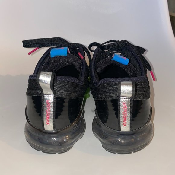 Nike Air VaporMax Flyknit 3 Black size 8W - Picture 4 of 4
